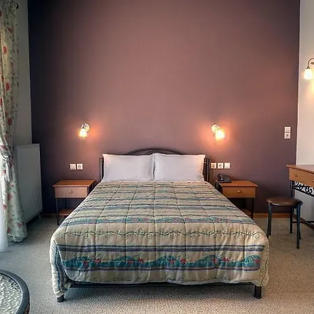 Evi Maria Ángistron